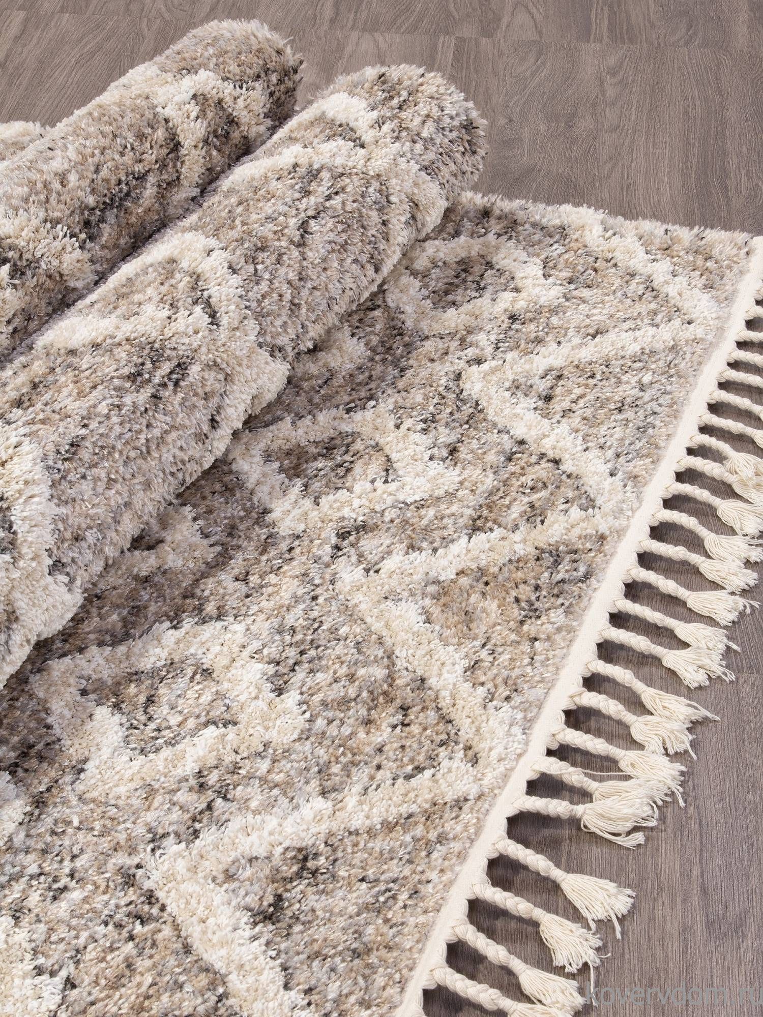 Ковер UVITA 37336 070 BEIGE Ковер UVITA 37336 070 BEIGE